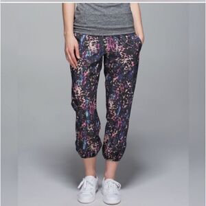 Lululemon Om Pant Floral Sport Black Multi 4